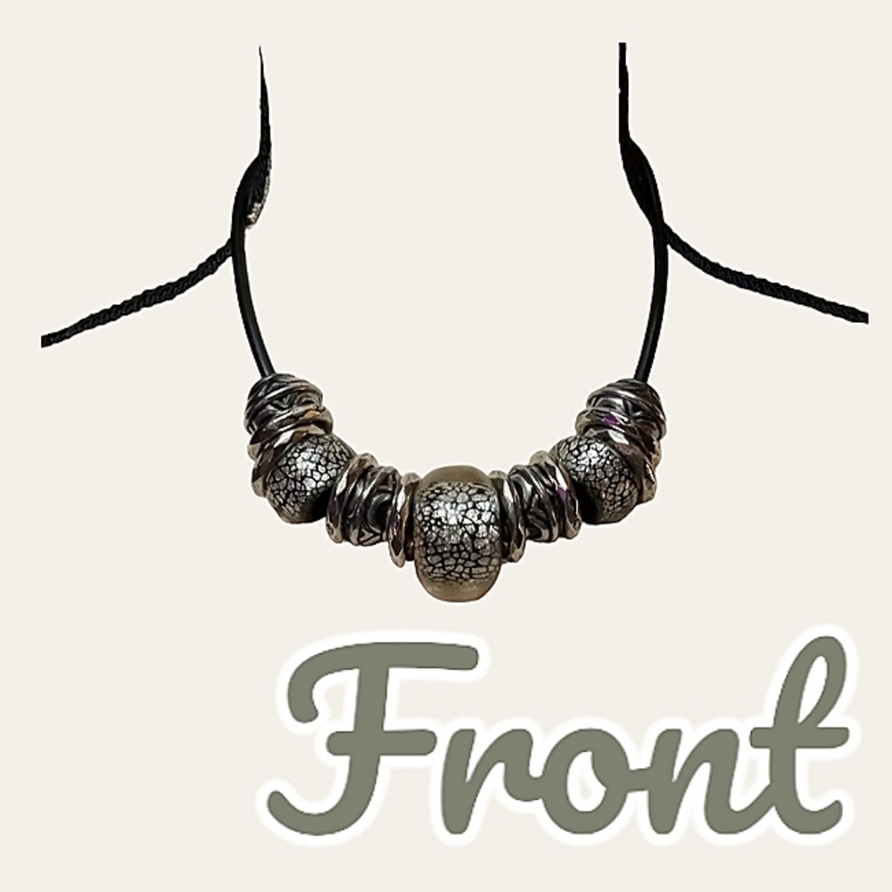 3 Retro 90s Chunky Acrylic Necklaces - Picture 7 of 8